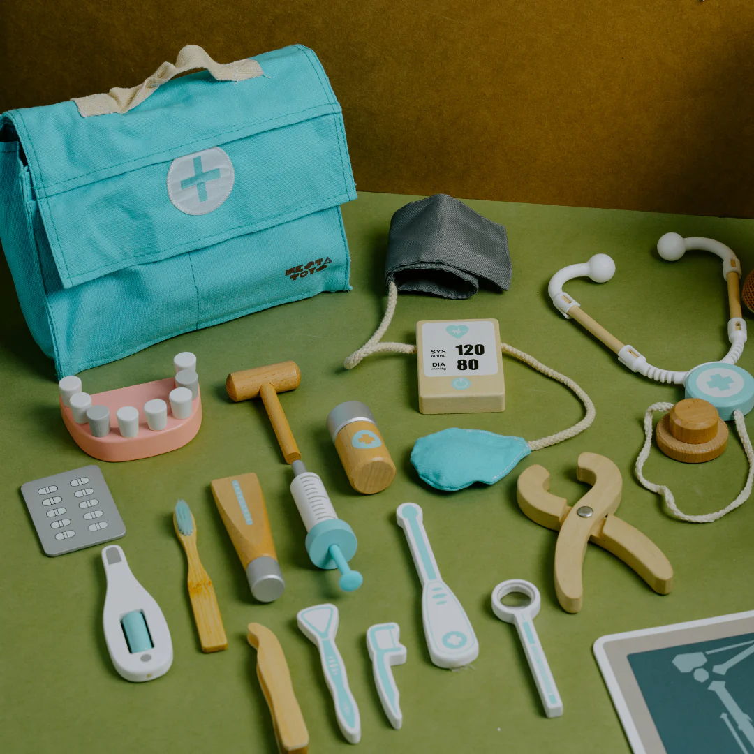 Wooden Doctor Set Toy - Pretend Play Toys & Puzzles Combo - Image 2